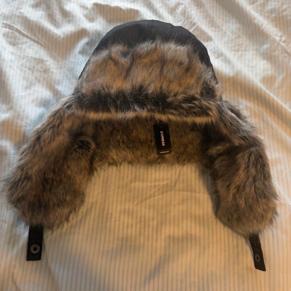 EXPRESS Faux Fur Trapper Hat Gray Winter Ushanka Cap New #winter #fashion